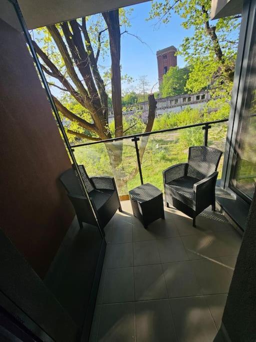 Apartment Przy Loftach U Scheiblera Parking Podziemny, Sniadaniownia